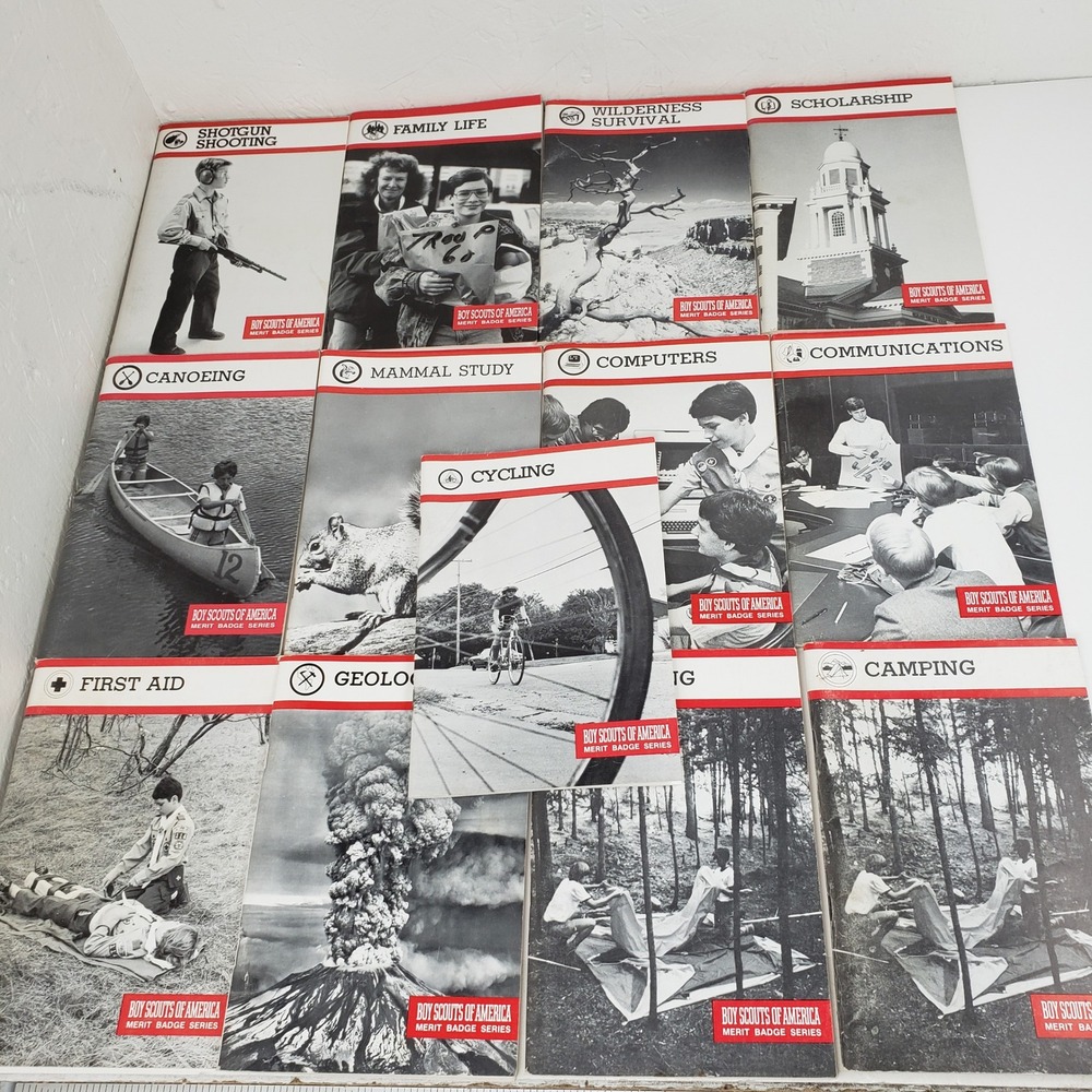 Vintage Lot of 13 Boy Scouts of America BSA Merit Badge Series Pamphlets Books
